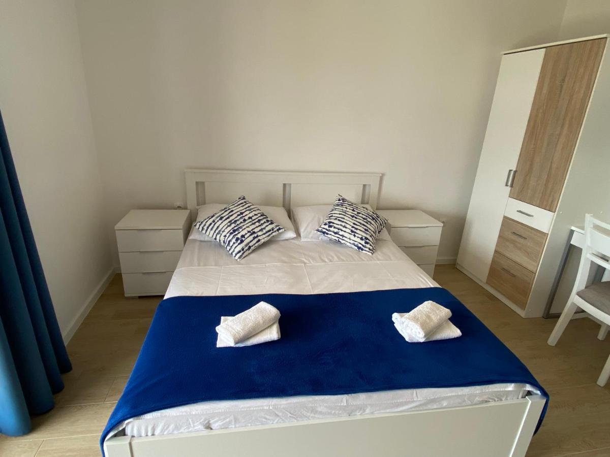Apartmani Solis スヴェティ・ペタル エクステリア 写真