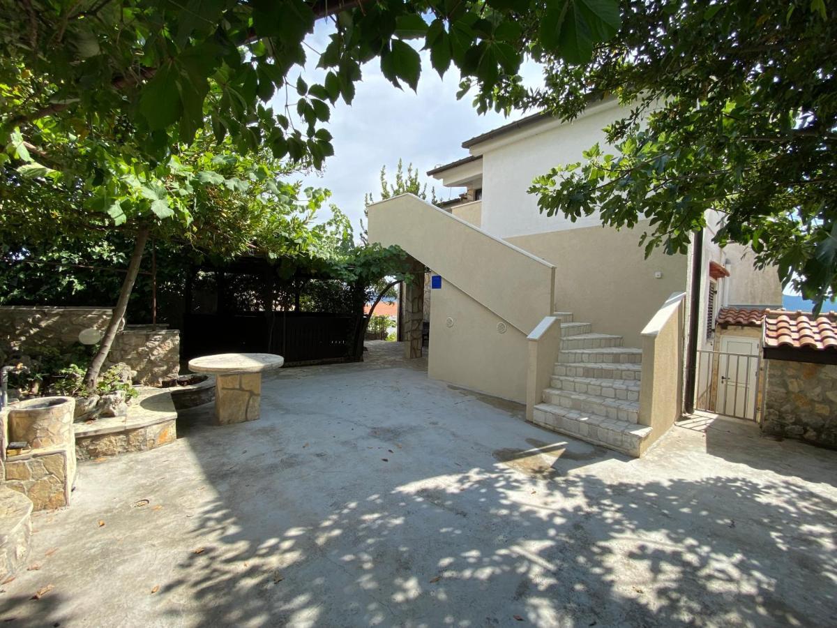 Apartmani Solis スヴェティ・ペタル エクステリア 写真