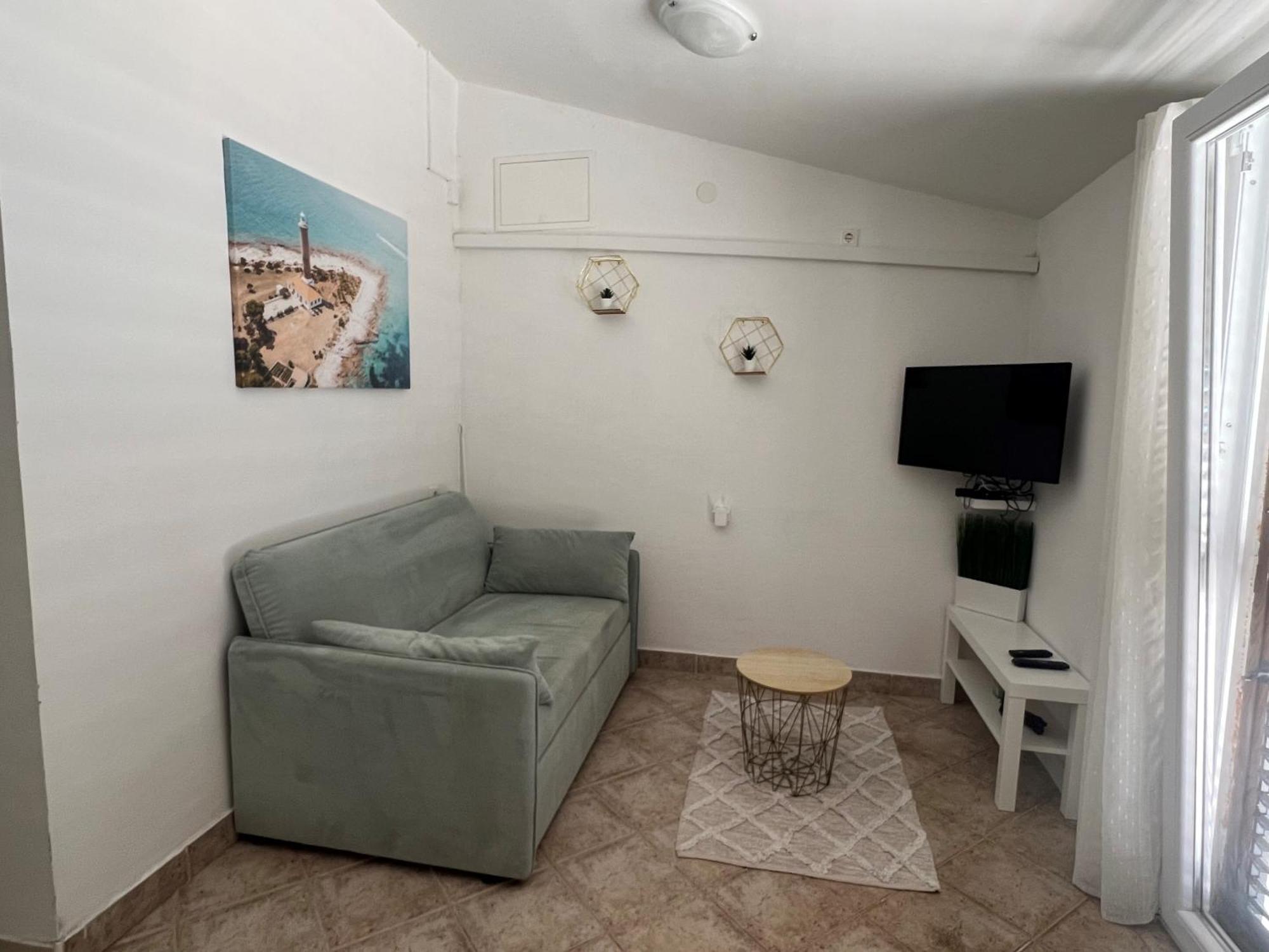 Apartmani Solis スヴェティ・ペタル エクステリア 写真