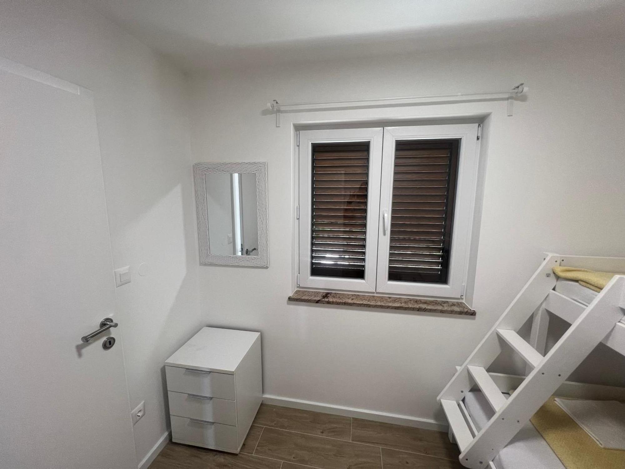 Apartmani Solis スヴェティ・ペタル エクステリア 写真