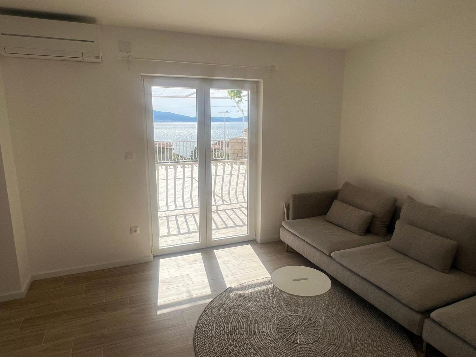 Apartmani Solis スヴェティ・ペタル エクステリア 写真