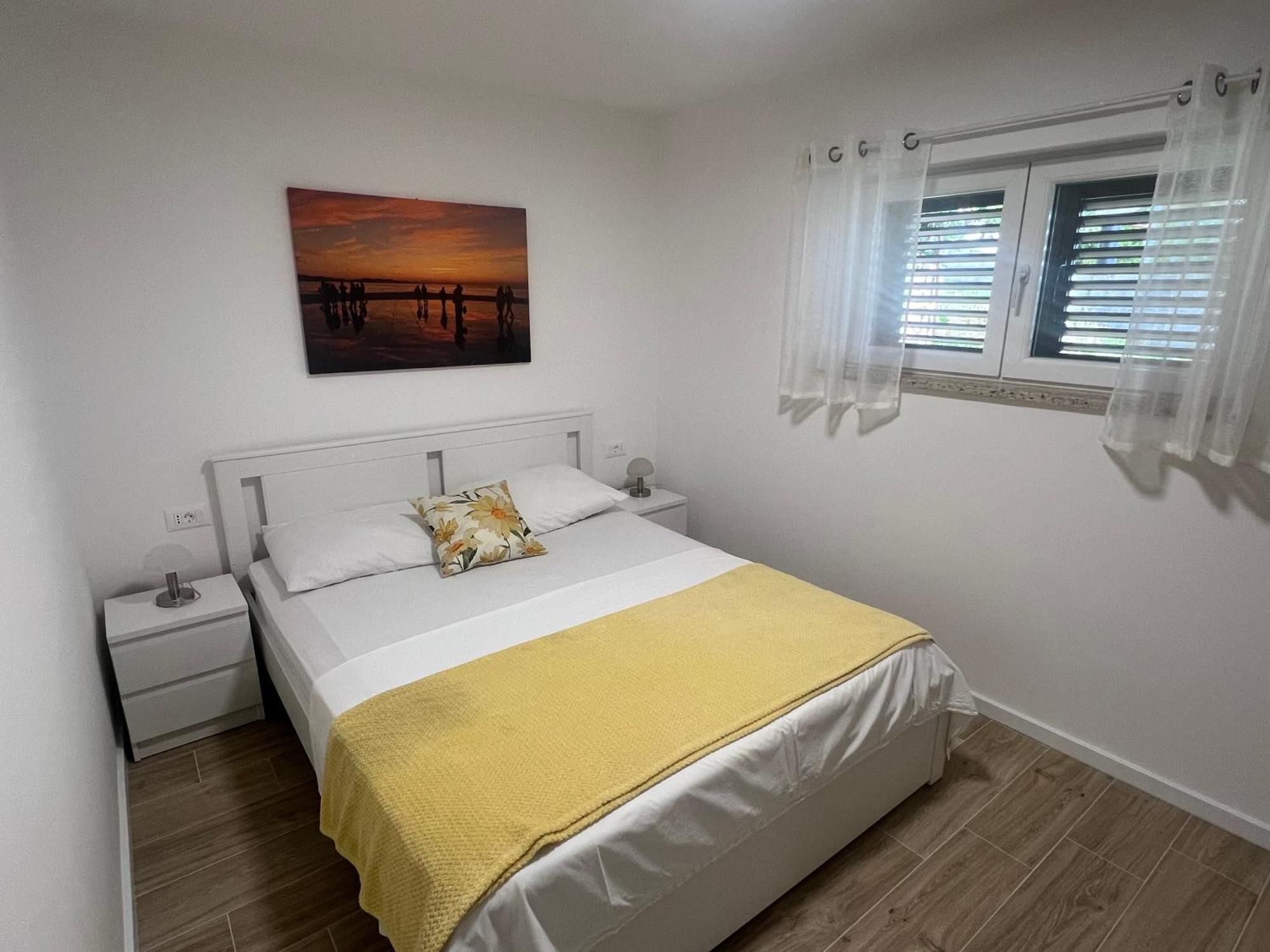 Apartmani Solis スヴェティ・ペタル エクステリア 写真