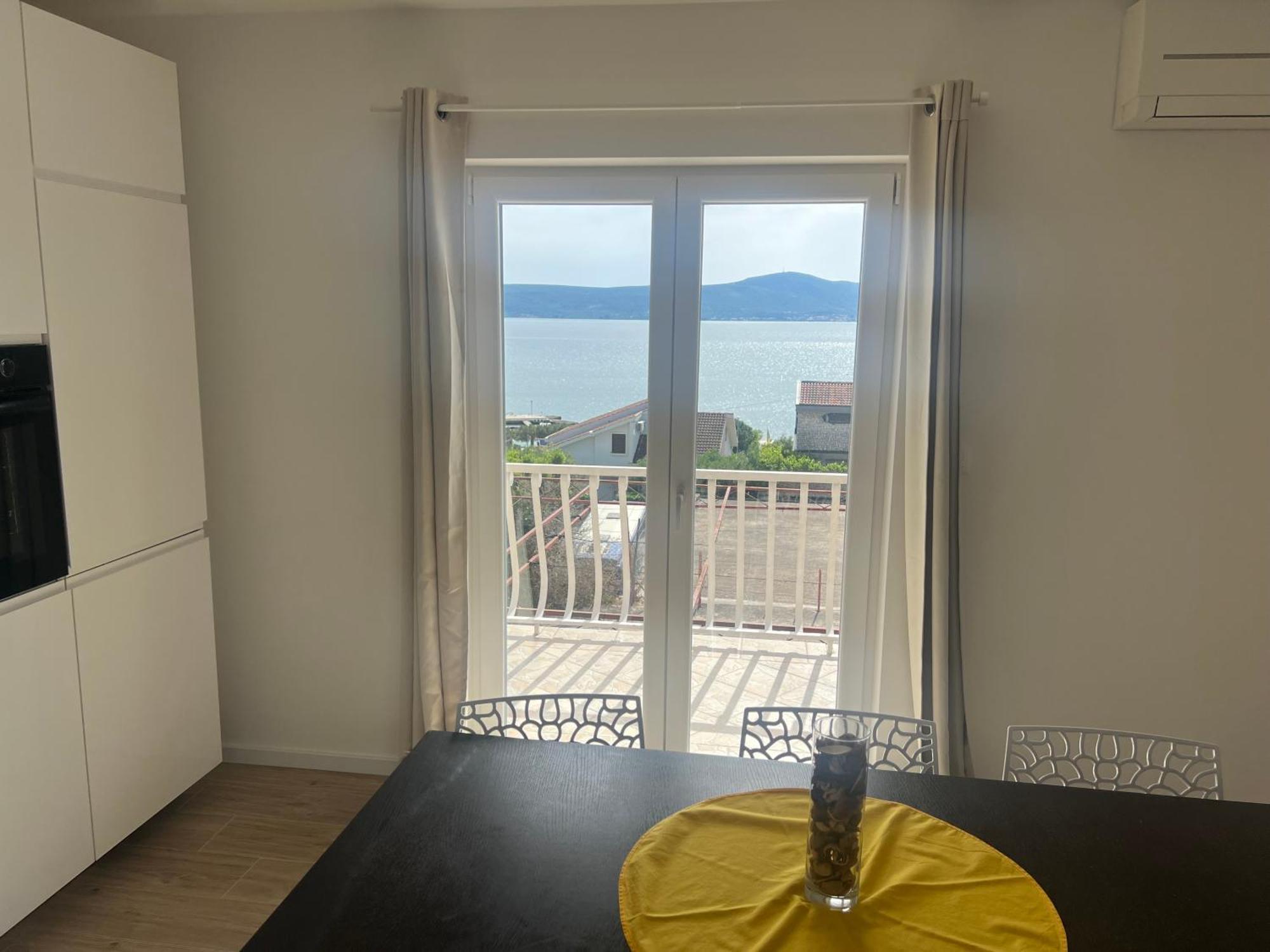 Apartmani Solis スヴェティ・ペタル エクステリア 写真